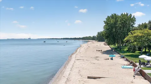 214 Athlone Beach, Bay City MI 48706 photo 5