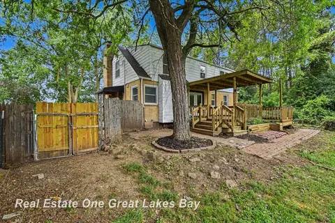 5250 N Center Road, Saginaw MI 48604 photo 5