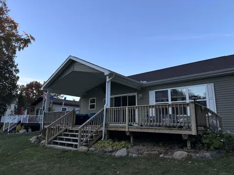 3152 Brier Lane, Farwell MI 48622 photo 5