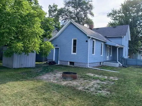 1704 S Wenona Street, Bay City MI 48706 photo 2