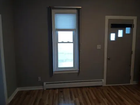 1704 S Wenona Street, Bay City MI 48706 photo 4