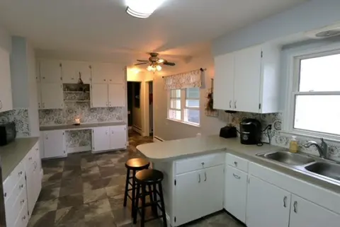 5595 Noreen Drive, Bay City MI 48706 photo 3