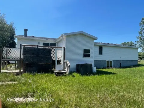 15957 W Burt Road, Chesaning MI 48616 photo 3