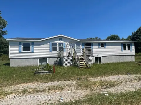 15957 W Burt Road, Chesaning MI 48616 photo 5