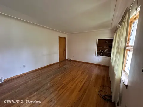 2587 Kuhlman Drive, Saginaw MI 48603 photo 5