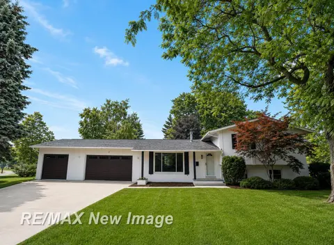 2 Mary Lane Court, Frankenmuth MI 48734 home for sale