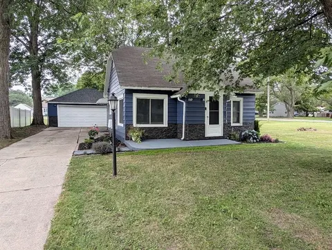 1069 N Scheurmann Road, Essexville MI 48732 photo 2