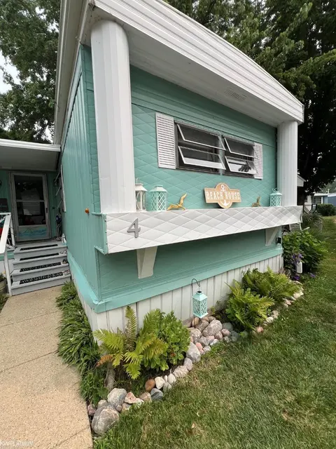 5767 Main Street, Lexington MI 48450 photo 3
