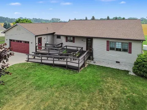 5351 3 Mile Road, Bay City MI 48706 photo 2