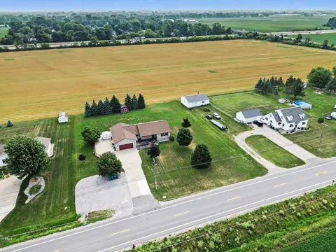 5351 3 Mile Road, Bay City MI 48706 photo 3