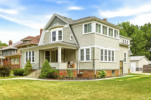 817 E Holland Avenue, Saginaw MI 48601 photo 2