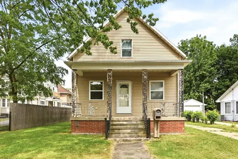 1427 Brown Street, Saginaw MI 48601 home for sale