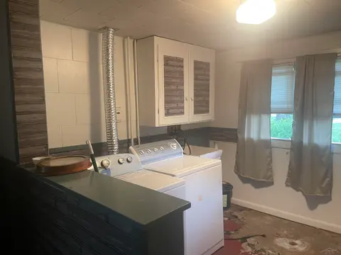 4078 Ann St Street, Saginaw MI 48603 photo 5