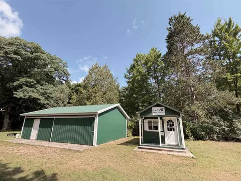 2976 S Clare Avenue, Harrison MI 48625 photo 3