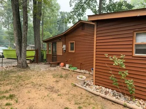 5396 Briarwood Drive, Harrison MI 48625 photo 3