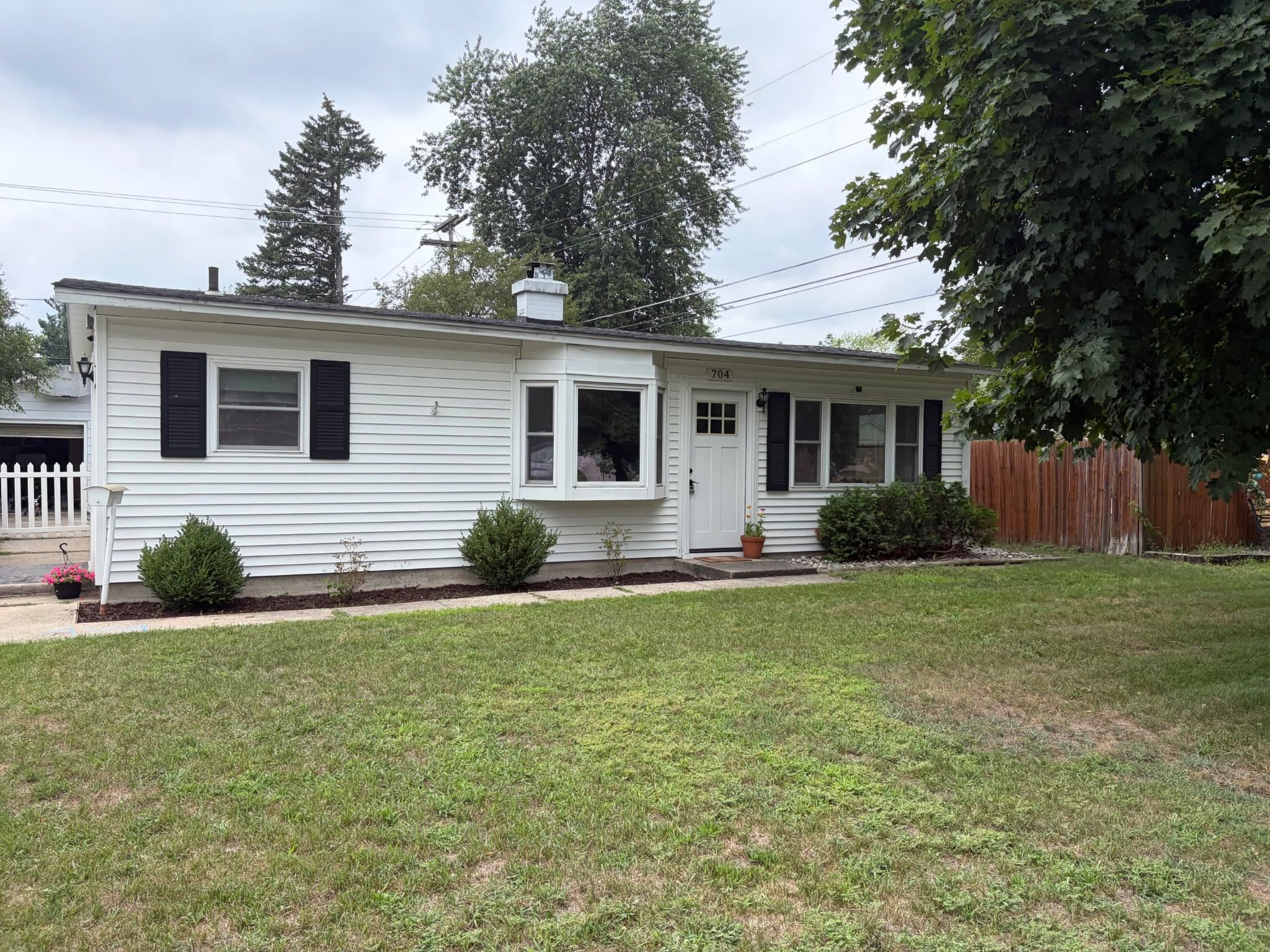 704 Garwood Street, Mount Pleasant MI 48858 photo 1