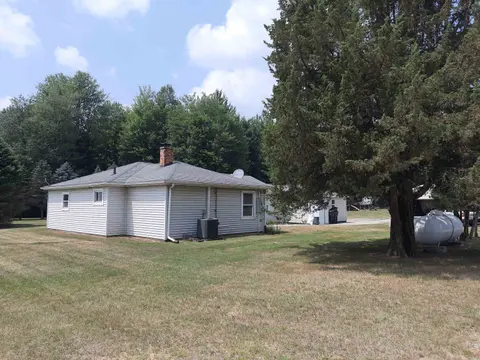 4112 W Sanilac Road, Vassar MI 48768 photo 3