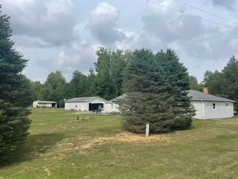 4112 W Sanilac Road, Vassar MI 48768 photo 4