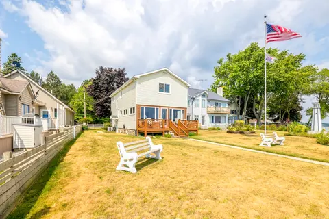 7769 Lakeview Drive, Lexington MI 48450 photo 5