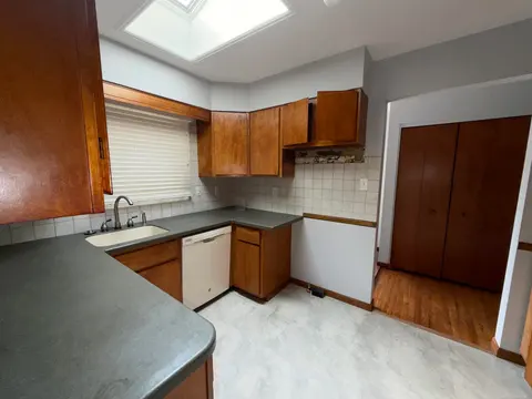 1413 Dilloway Drive, Midland MI 48640 photo 4