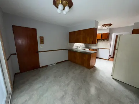 1413 Dilloway Drive, Midland MI 48640 photo 5
