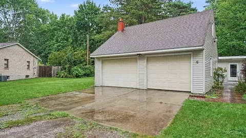 4810 Brockway Road, Saginaw MI 48638 photo 3