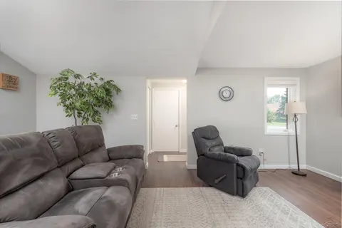 118 Darley Avenue, Auburn MI 48611 photo 5