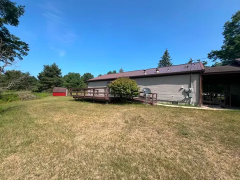 820 Old County Farm Road, Harrison MI 48625 photo 3