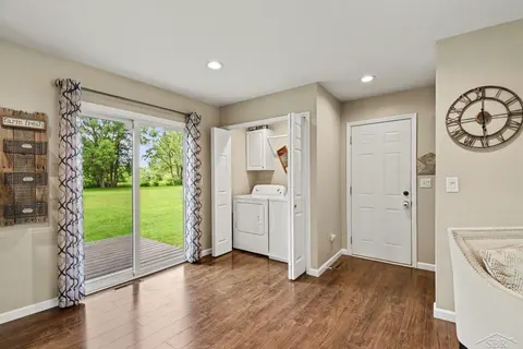 2319 E Freeland Road, Freeland MI 48623 photo 5