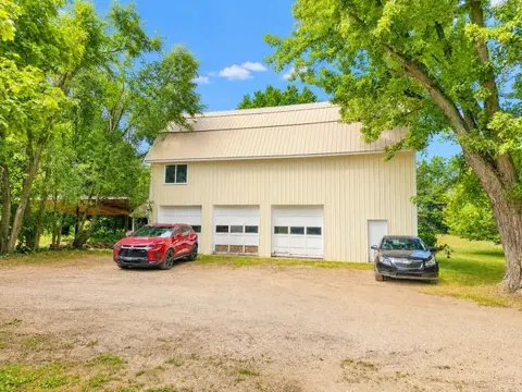 10651 N Vandecar Road, Farwell MI 48622 photo 3