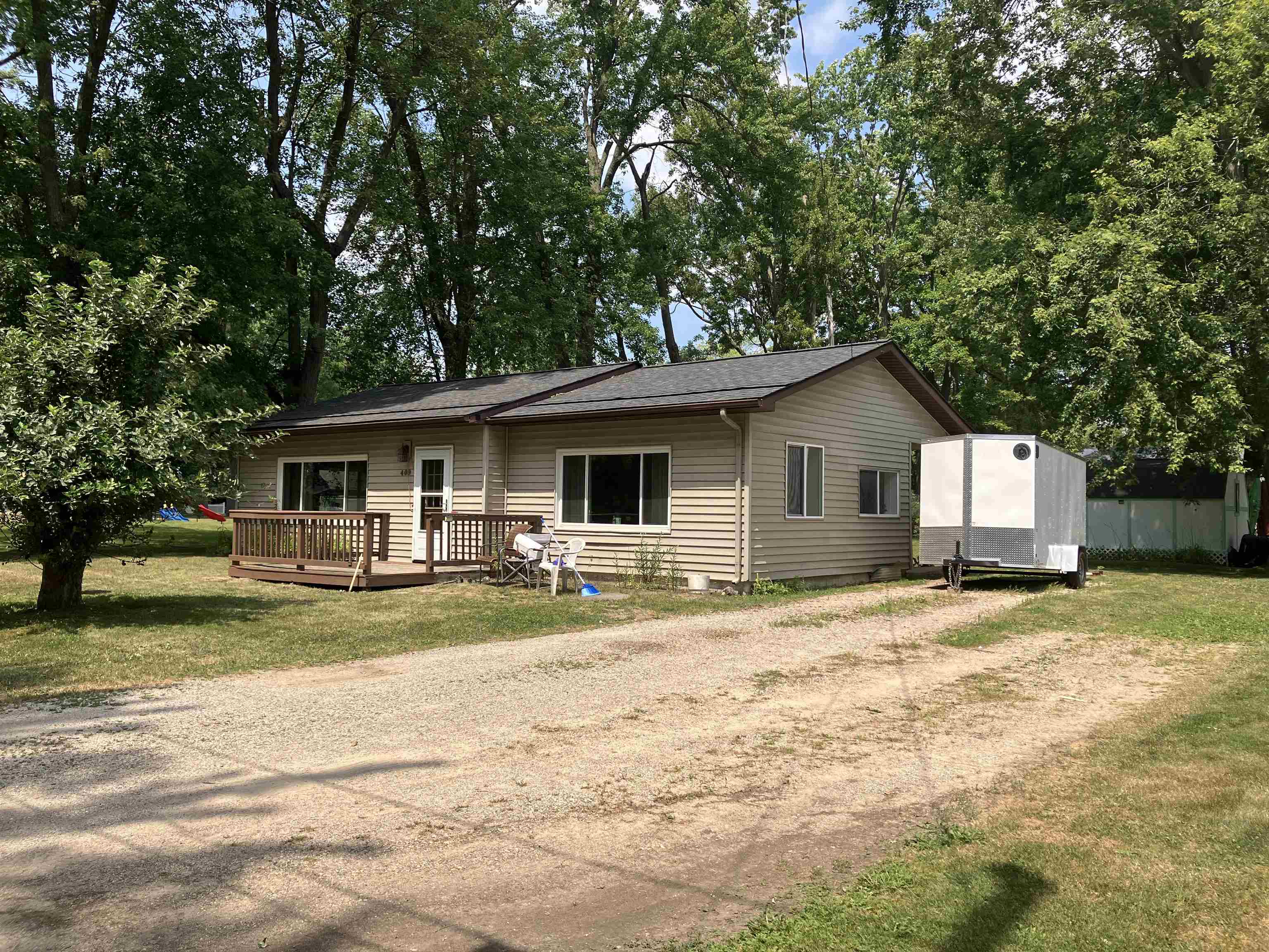 409 W Knox Street, Beaverton MI 48612 photo 1