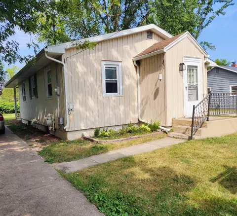 130 Lapeer Street, Standish MI 48658 photo 3