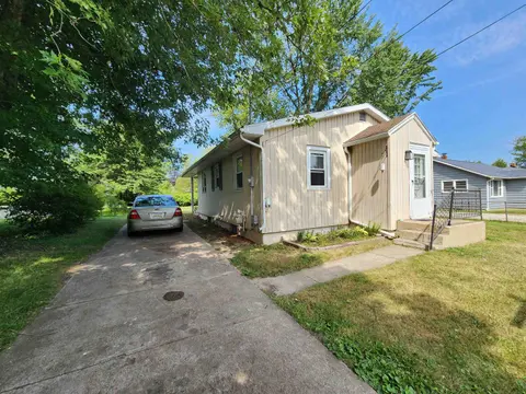 130 Lapeer Street, Standish MI 48658 photo 4