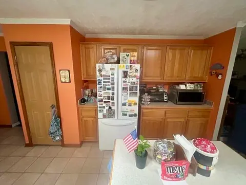 866 Lakeshore Drive, Gladwin MI 48624 photo 4