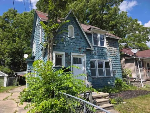 3335 Rust Avenue, Saginaw MI 48601 photo 2