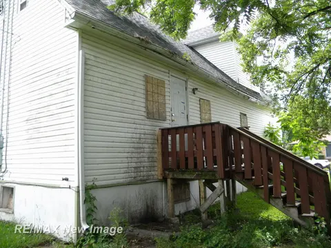 1123 Randolph Street, Saginaw MI 48601 photo 4