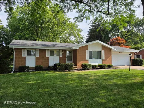 4200 S Wayside Drive, Saginaw MI 48603 home for sale