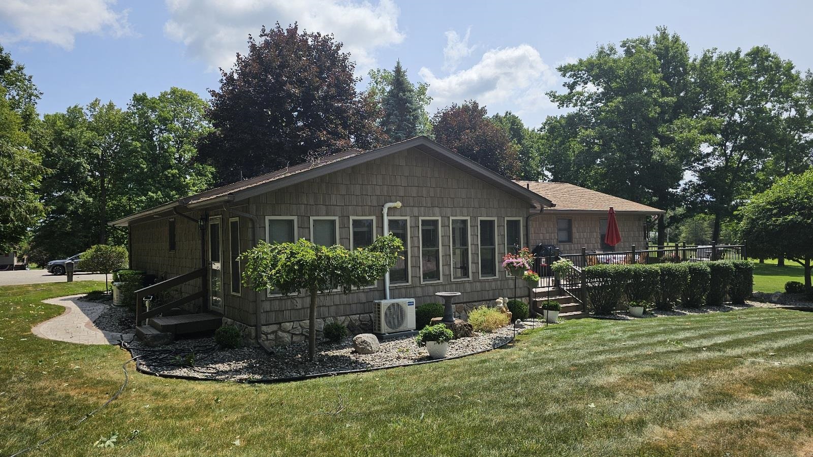 5655 Rough Court, Gladwin MI 48624 photo 1