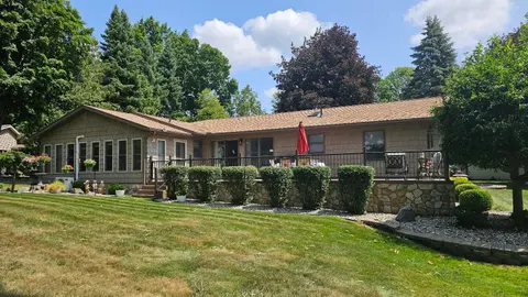 5655 Rough Court, Gladwin MI 48624 photo 2