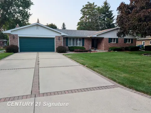 5164 Clydesdale Lane, Saginaw MI 48603 photo 2