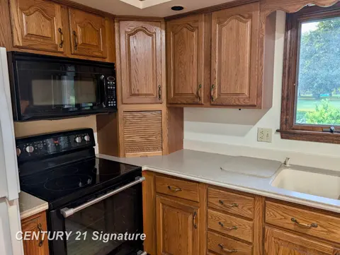 5164 Clydesdale Lane, Saginaw MI 48603 photo 5