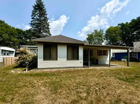 3259 Beaver Court, Gladwin MI 48624 photo 3