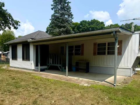 3259 Beaver Court, Gladwin MI 48624 photo 5