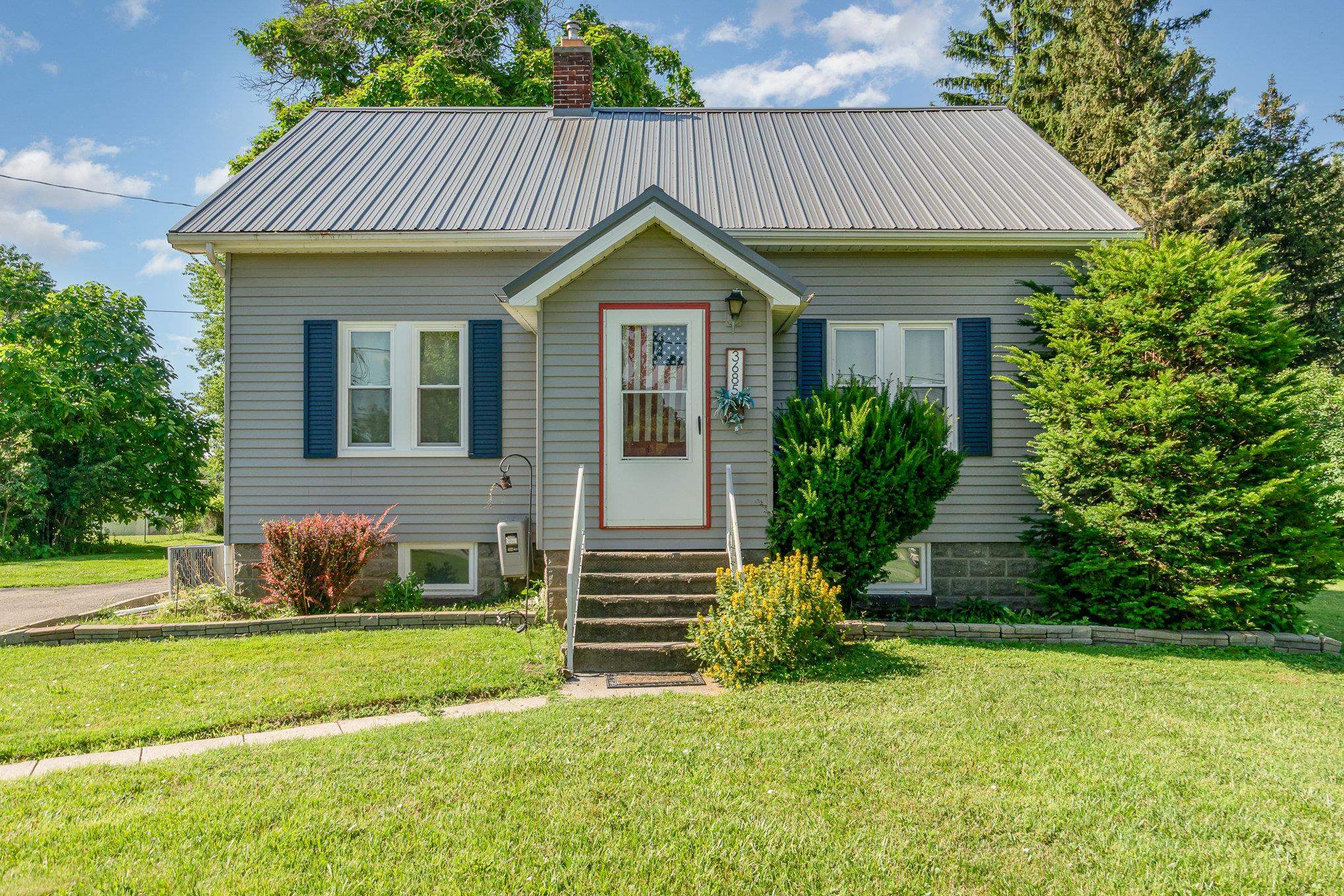 3685 Shattuck Road, Saginaw MI 48603 photo 1