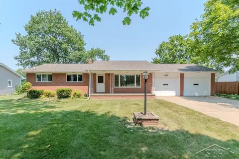 8908 Kochville Road, Saginaw MI 48603 home for sale