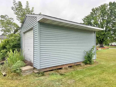 681 S Huron Road, Linwood MI 48634 photo 3