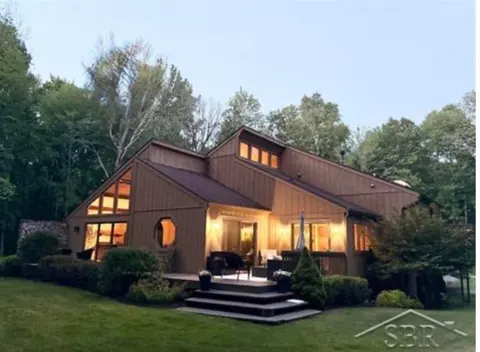 4372 E Monroe Road, Midland MI 48642 home for sale