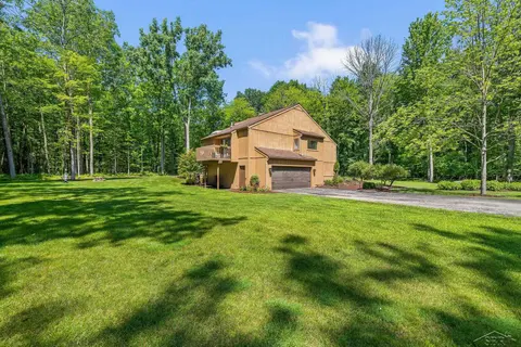 4372 E Monroe Road, Midland MI 48642 photo 5