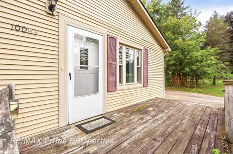 10083 S Lewis Road, Millington MI 48746 photo 5