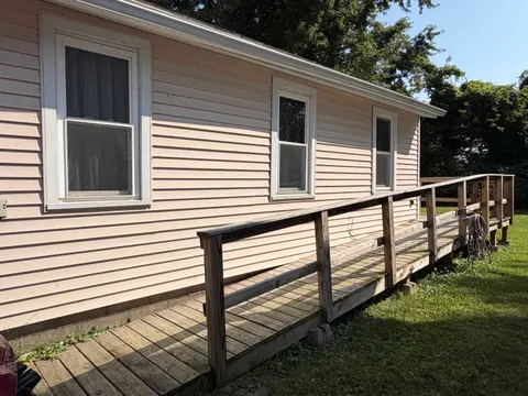 1052 Pine Road, Bay City MI 48706 photo 2